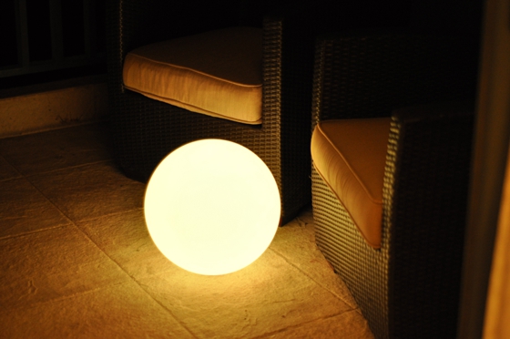 LED guľa nabíjateľná prenosná-35cm