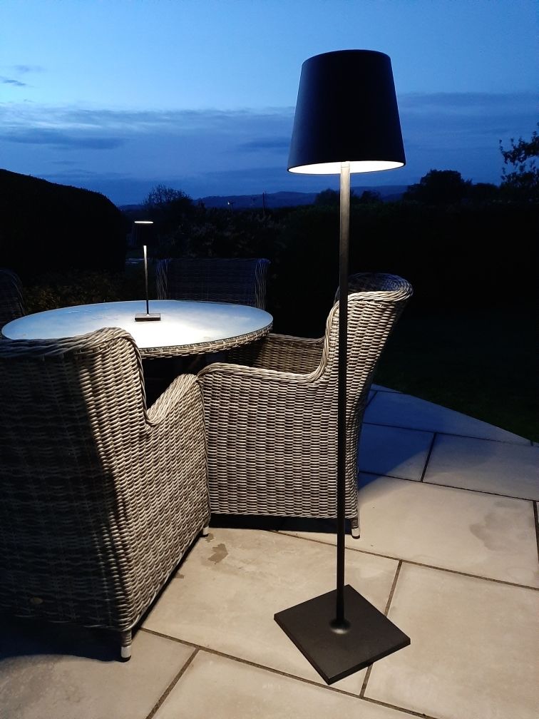 LED Stojanová lampa nabíjateľná prenosná 1,5m EH1795RB čierna